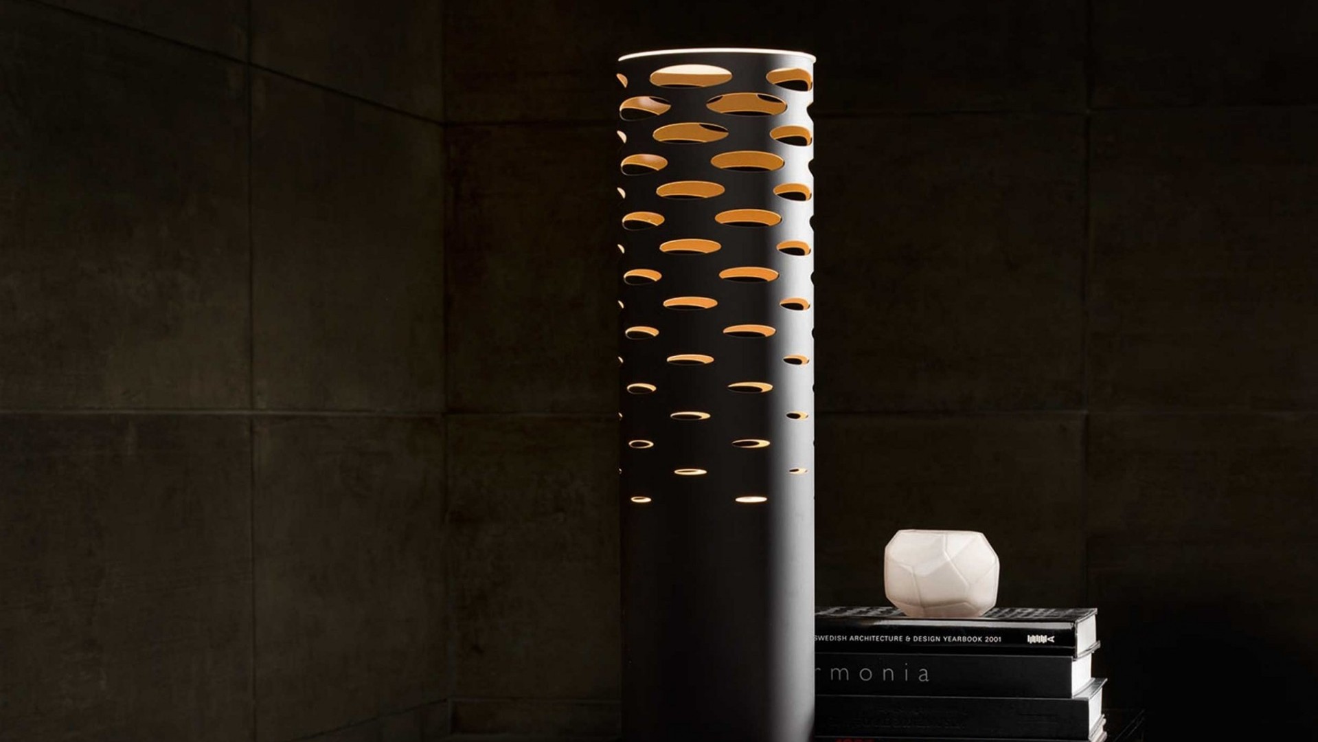 natuzzi cosmo floor lamp